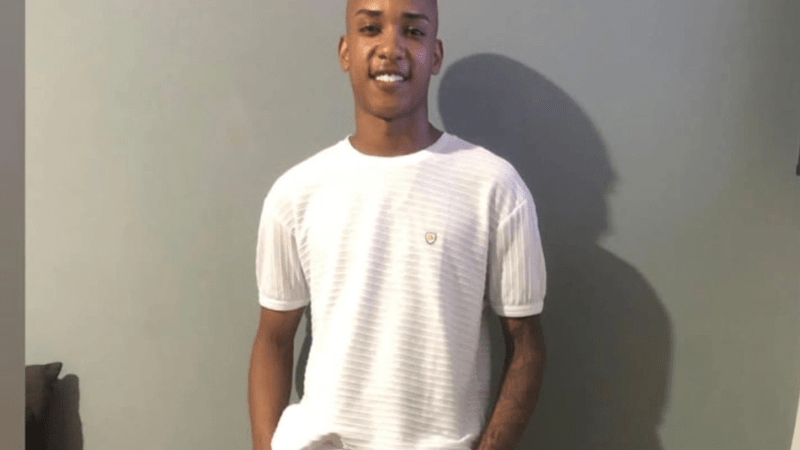 “Ele só queria cortar cabelo. Por que José teve que… Veja mais