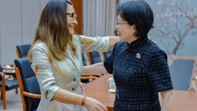 Bolsonaro critica Lula por relação com China e fala em “entr…Ver mais
