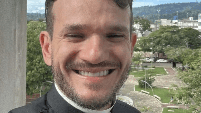Fenômeno dos bebês reborn levanta debate sobre saúde emocional e comp…Ver mais