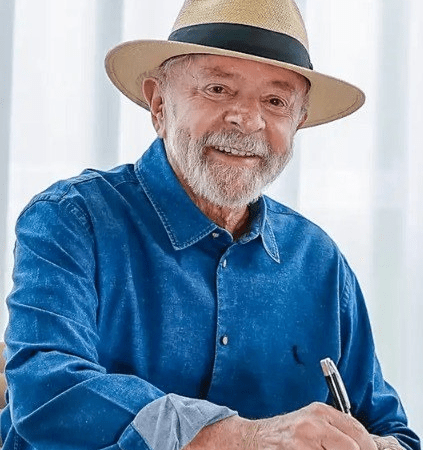 Luz de Graça: Lula anuncia isenção na conta de energia para 100 mil…Ver mais