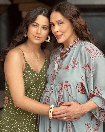 “Mãe, Me Ajuda?”: Claudia Raia Quebra Tabus e Mostra Como o Diálogo Transformou Sua Re…Ver mais