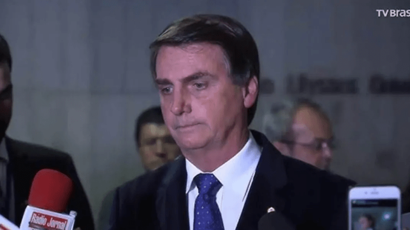 Silêncio quebrado: Bolsonaro revela mais do que queria em depoi…Ver mais