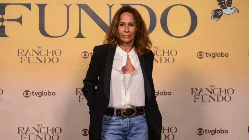 Andrea Beltrão Analisa Caso Léo Lins E Manda A Real Eu…Ver mais