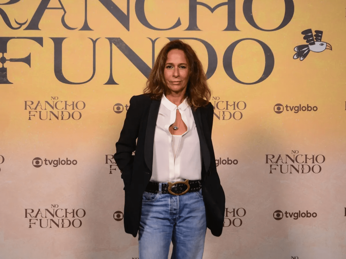 Andrea Beltrão Analisa Caso Léo Lins E Manda A Real Eu…Ver mais