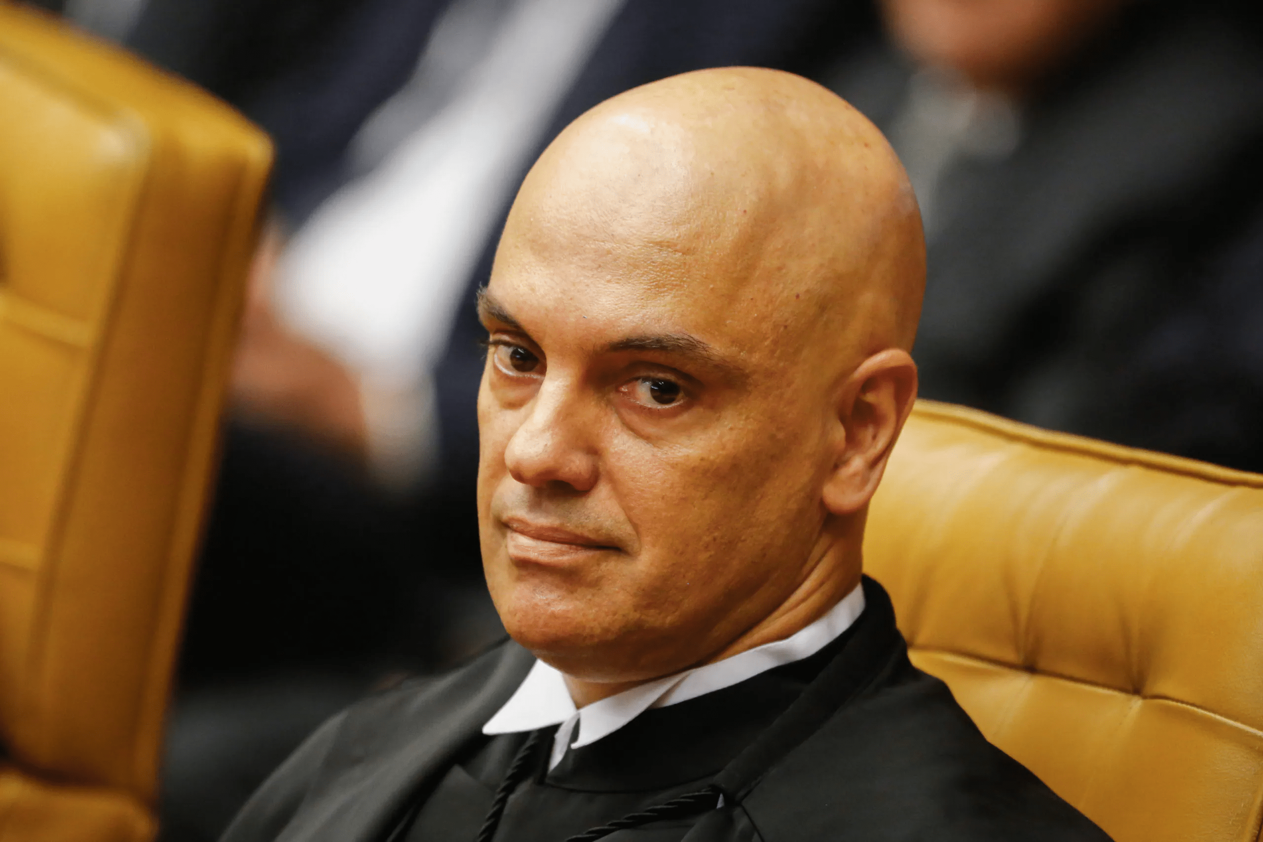Ex-assessor de Moraes lança acusações explosivas e Senado reage com…Ver mais
