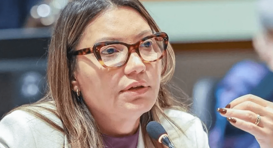 E agora, Janja? Primeira-dama é convocada a se explicar sobre ga…Ver mais