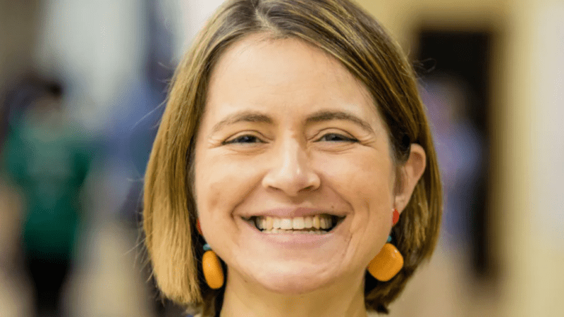 M0rre Catarina Albuquerque, a “Senhora Água” das Nações…Ver mais