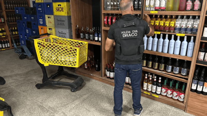 Bebidas adulteradas com metanol causam alerta nacional e principais suspeitos são pr…Ver mais